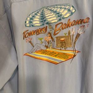XXL Tommy bahama men’s short sleeve shirt  great embroidered detail.